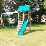 Bed & Breakfast Domaine De Marchal - Et Table D'hotes Celles-Sur-Durolle