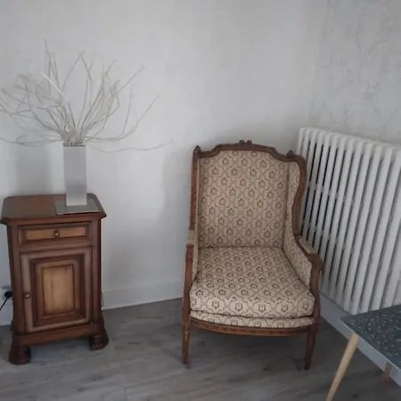 Bed & Breakfast Domaine De Marchal - Et Table D'hotes Celles-Sur-Durolle