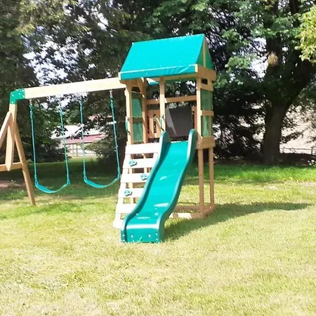 فندق مبيت وإفطار Domaine De Marchal - Et Table D'hotes Celles-Sur-Durolle