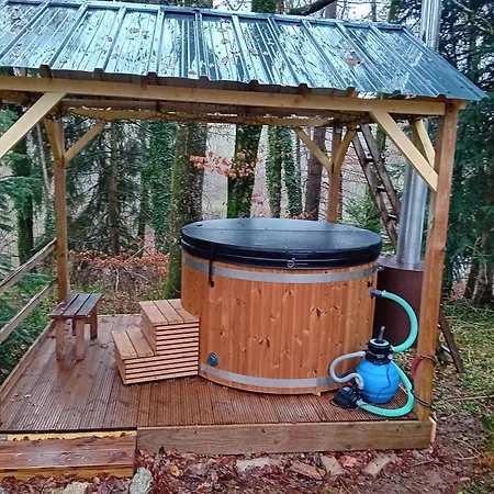 Bed & Breakfast Domaine De Marchal - Et Table D'hotes 3*