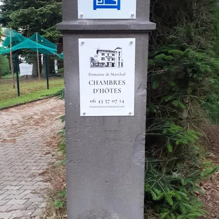 לינה וארוחת בוקר Domaine De Marchal - Et Table D'hotes Celles-Sur-Durolle